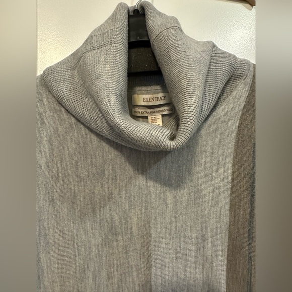 100% extra fine merino sweater - Picture 2 of 5